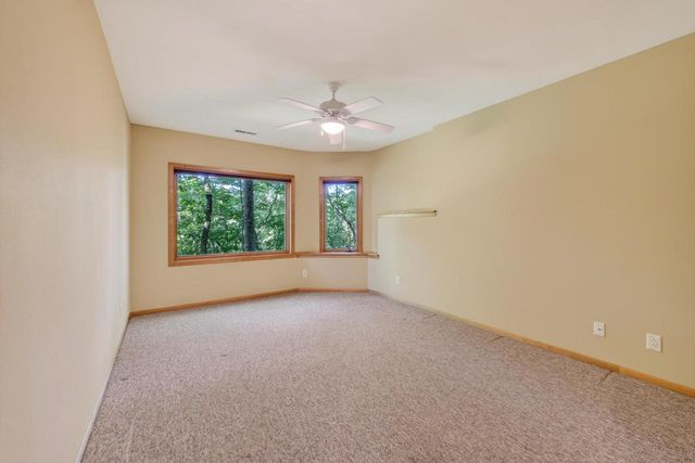 1300 Kings Lynn Road, Stoughton, WI 53589