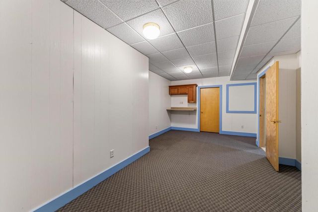 1300 Kings Lynn Road, Stoughton, WI 53589