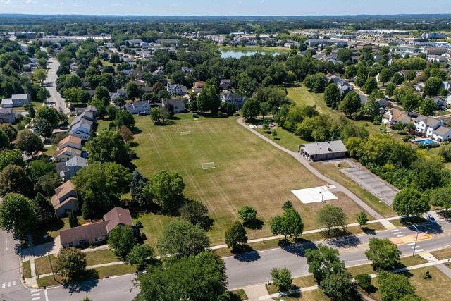 1300 Kings Lynn Road, Stoughton, WI 53589
