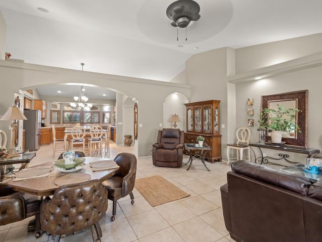 3055 Glenville Avenue, Madera, CA 93637