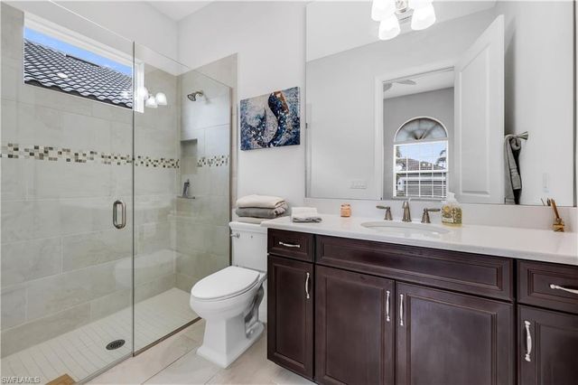 9509 Montelanico LOOP, Naples, FL 34119