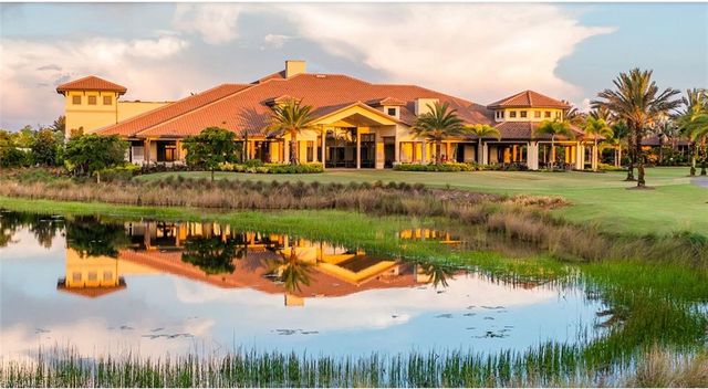 9509 Montelanico LOOP, Naples, FL 34119