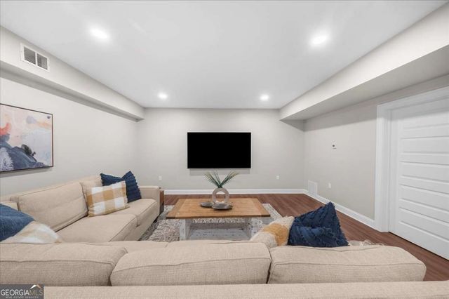 210 Maggies Road, Canton, GA 30115