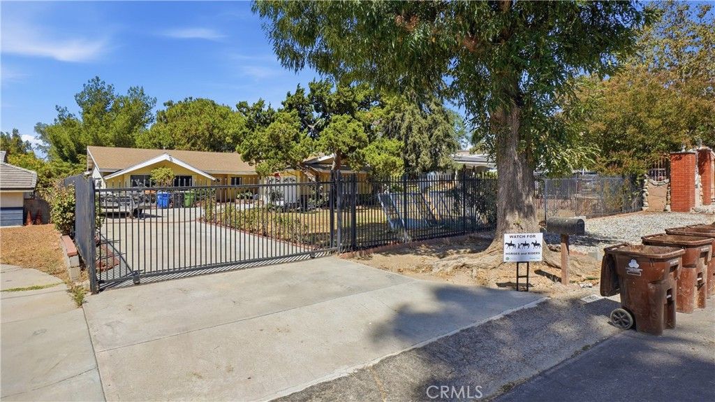 11357 Orcas, Lakeview Terrace, CA 91342 — exterior