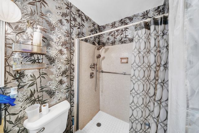 5775 W Fernley Dr Drive W 76, West Palm Beach, FL 33415