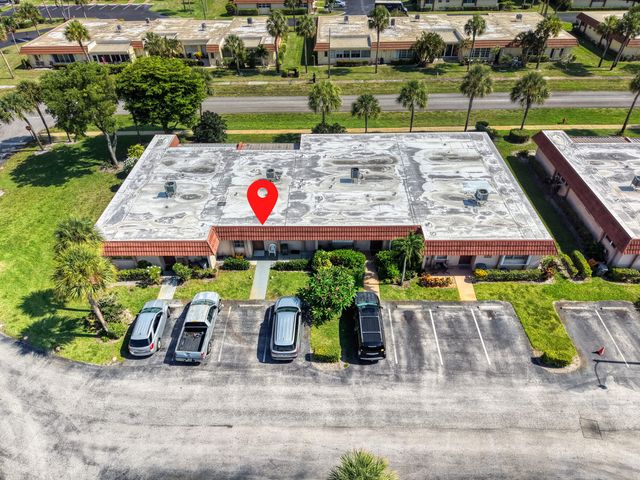 5775 W Fernley Dr Drive W 76, West Palm Beach, FL 33415