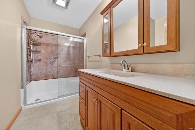 6922 Bloom Drive, Greentown, IN 46936