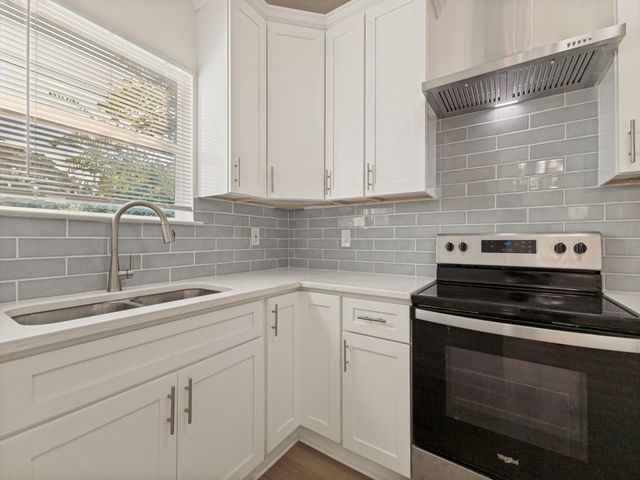 2642 Eugene Street, Dallas, TX 75215