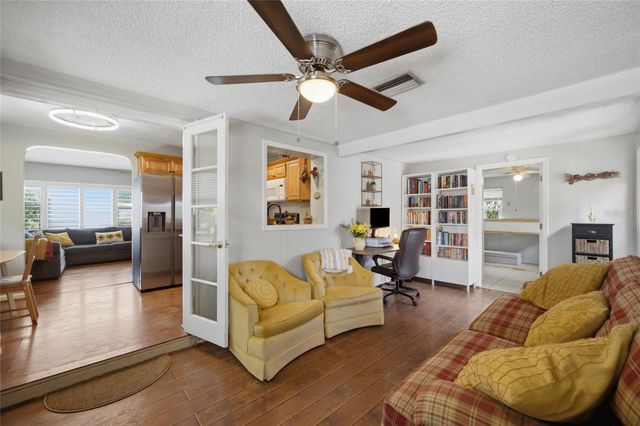 4521 12TH AVENUE N, St Petersburg, FL 33713