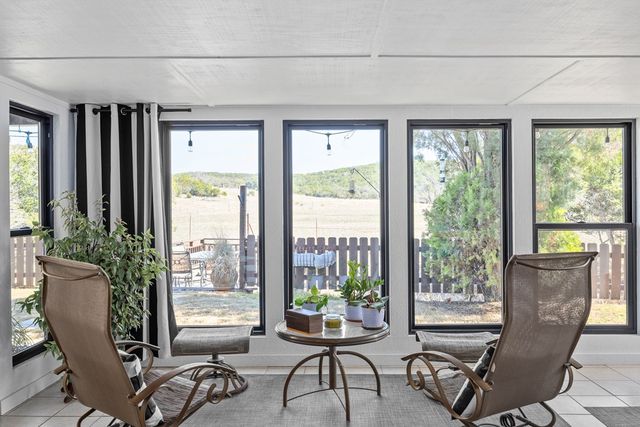 291 Scenic Valley Rd, Kerrville, TX 78028