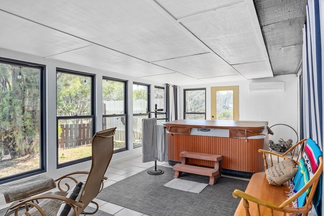 291 Scenic Valley Rd, Kerrville, TX 78028