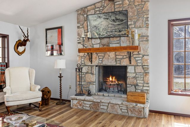 291 Scenic Valley Rd, Kerrville, TX 78028