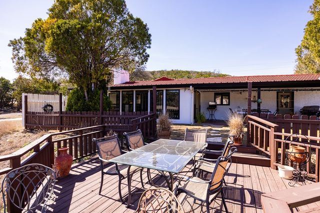 291 Scenic Valley Rd, Kerrville, TX 78028