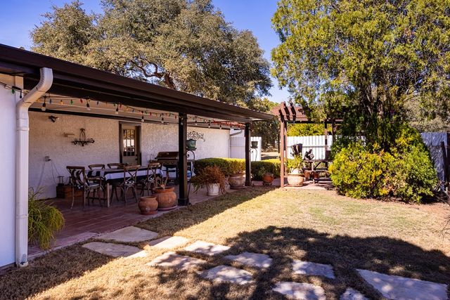 291 Scenic Valley Rd, Kerrville, TX 78028