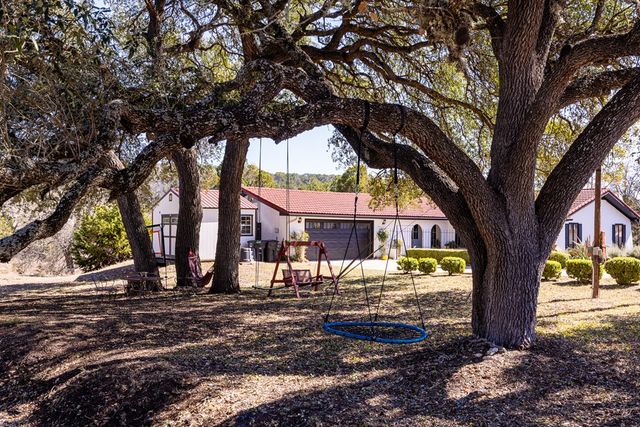 291 Scenic Valley Rd, Kerrville, TX 78028