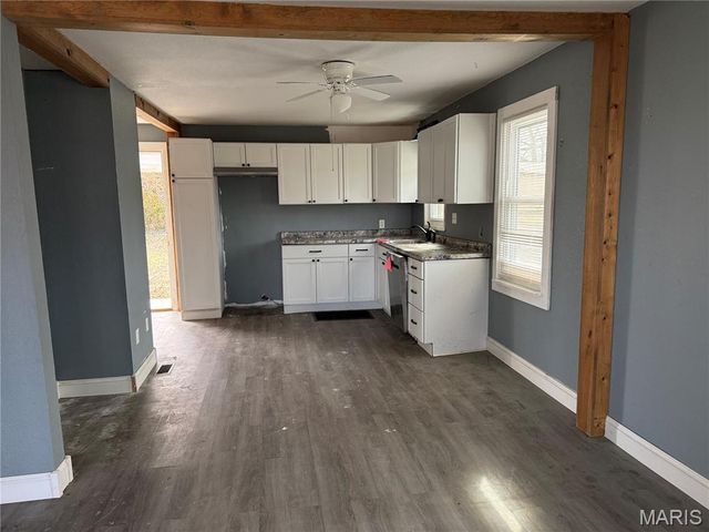 701 E Rolla Road, Salem, MO 65560