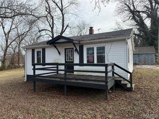 701 E Rolla Road, Salem, MO 65560