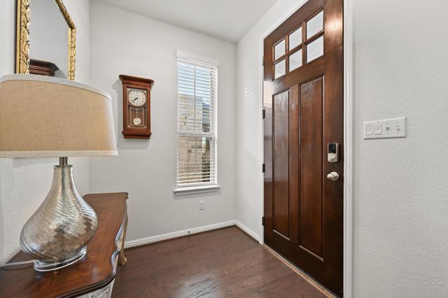 127 Iron Rail RD, Dripping Springs, TX 78620