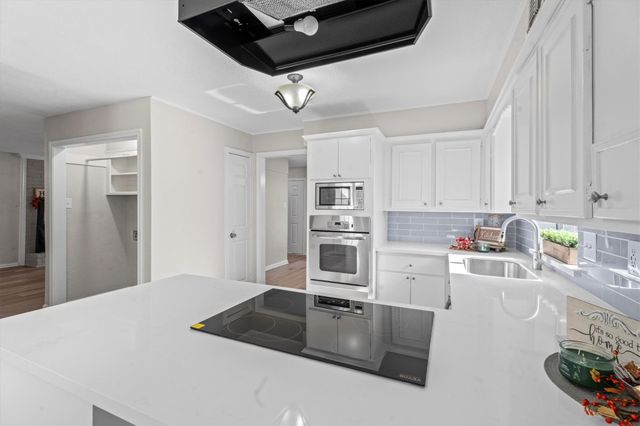 16015 Southampton Drive, Spring, TX 77379