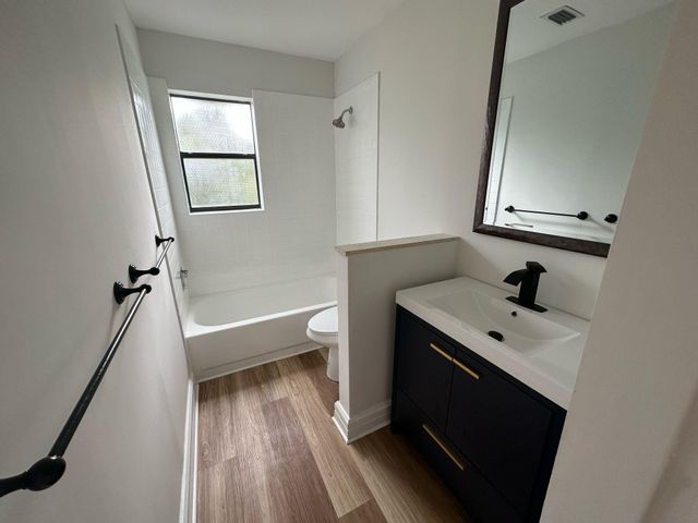 7243 Encina Lane, Boca Raton, FL 33433