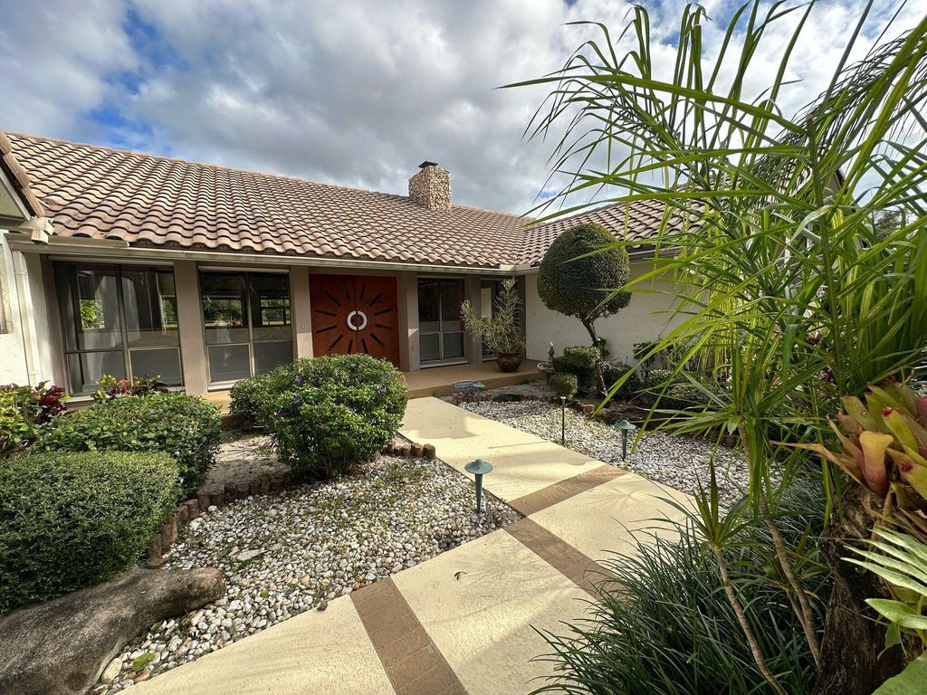 7243 Encina Lane, Boca Raton, FL 33433