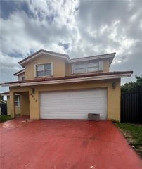 8568 SW 211th Ter 8576, Cutler Bay, FL 33189