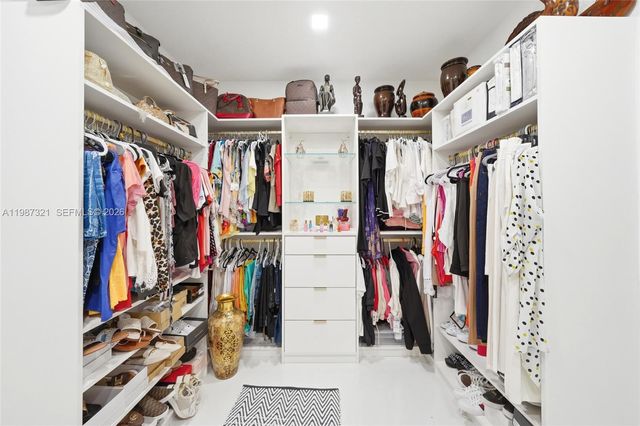 3955 NE 15th St, Homestead, FL 33033