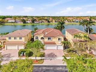 3955 NE 15th St, Homestead, FL 33033