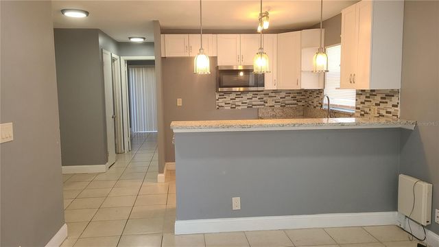 10704 N 15TH STREET B, Tampa, FL 33612