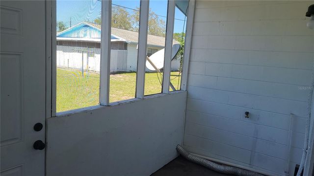 10704 N 15TH STREET B, Tampa, FL 33612