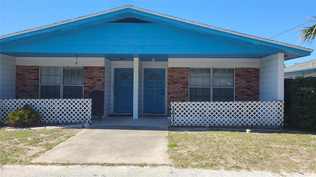 10704 N 15TH STREET B, Tampa, FL 33612