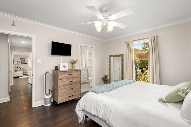 7805 Valley View Lane, Houston, TX 77074