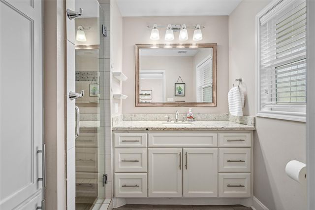 7805 Valley View Lane, Houston, TX 77074