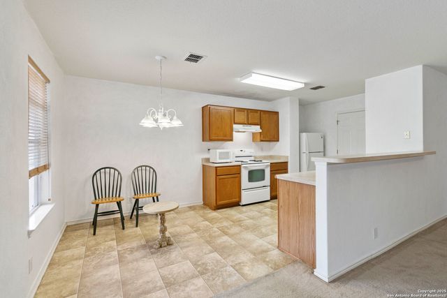 5302 Duke Field, San Antonio, TX 78227