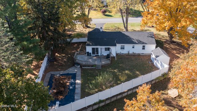 930 Riverview Road, Niskayuna, NY 12309