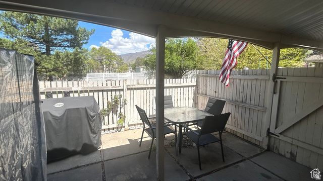 271 BROOKFIELD LN, Centerville, UT 84014