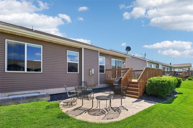 2812 NW 43rd Street, Ankeny, IA 50023