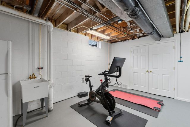 14830 Woodbridge ROAD, Brookfield, WI 53005