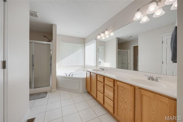 2756 Dunvegan Drive, Dardenne Prairie, MO 63368