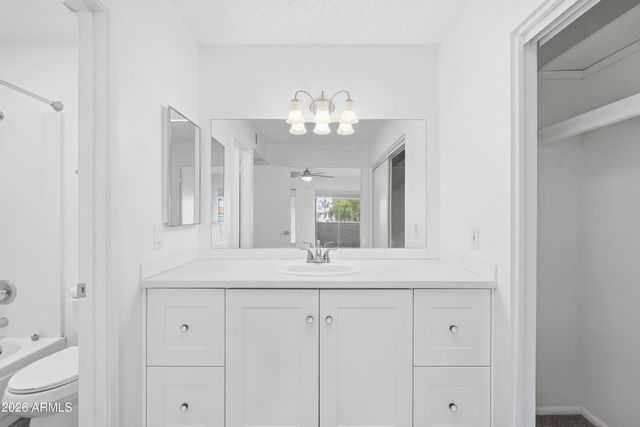 850 S RIVER Drive 1111, Tempe, AZ 85281