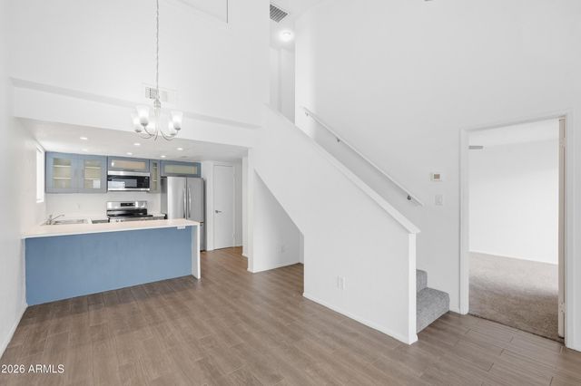 850 S RIVER Drive 1111, Tempe, AZ 85281