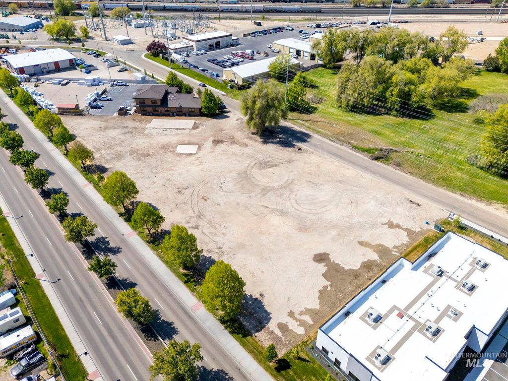 216 N. Broadmore Way, Nampa, ID 83687 photo 16