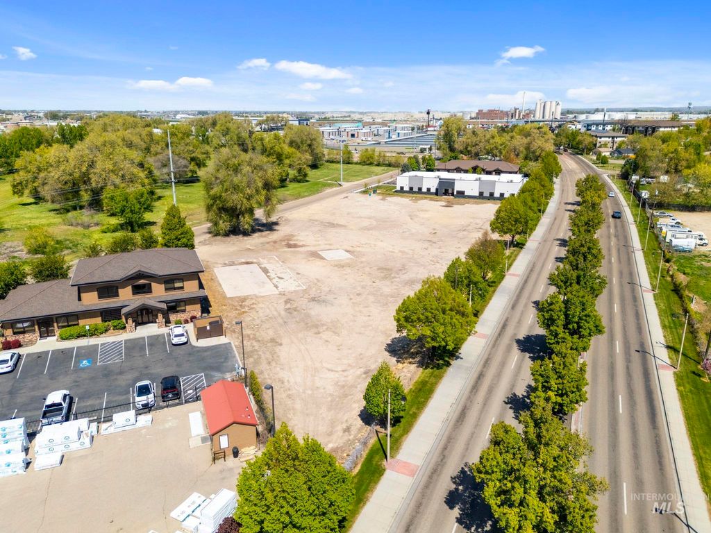 216 N. Broadmore Way, Nampa, ID 83687 photo 17