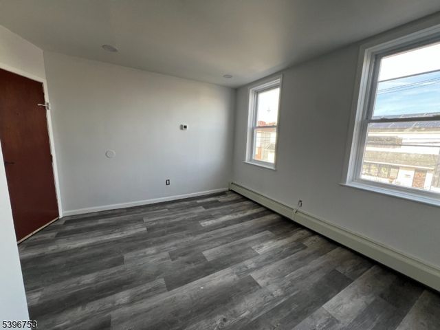 280 Wilson Ave, Kearny Town, NJ 07032