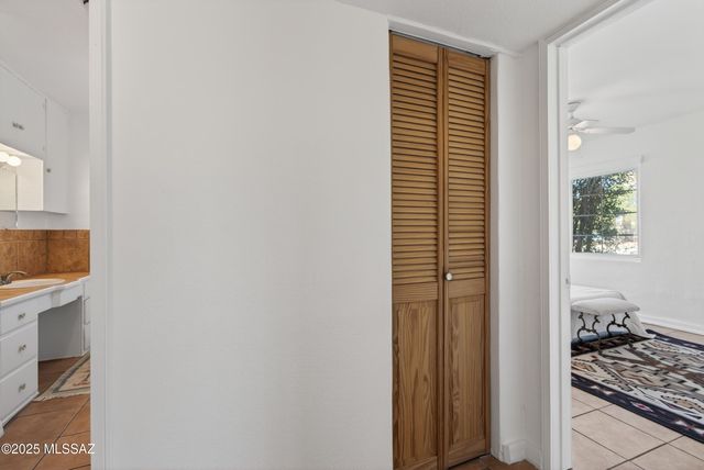 3022 E Seneca Street, Tucson, AZ 85716