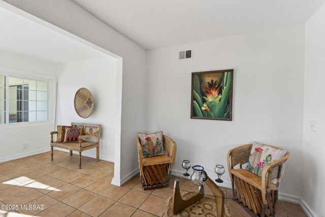 3022 E Seneca Street, Tucson, AZ 85716