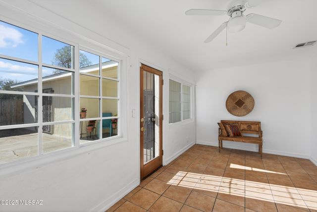 3022 E Seneca Street, Tucson, AZ 85716