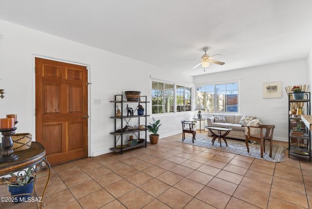 3022 E Seneca Street, Tucson, AZ 85716