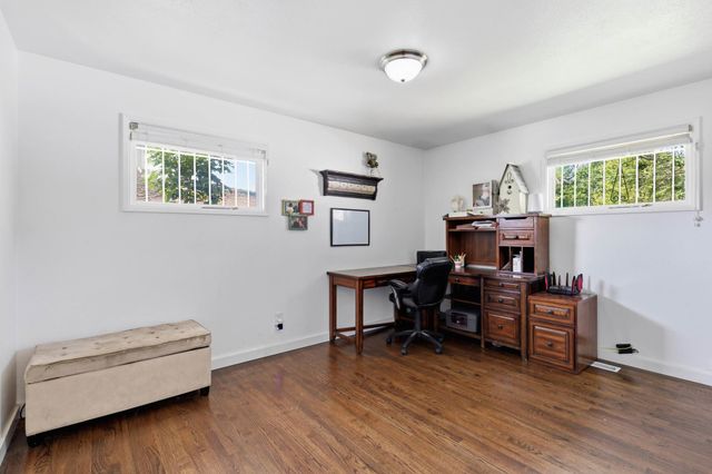 5917 N Addison St, Spokane, WA 99208