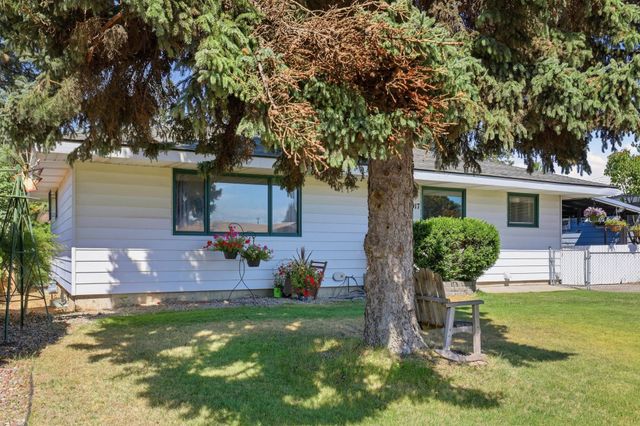 5917 N Addison St, Spokane, WA 99208